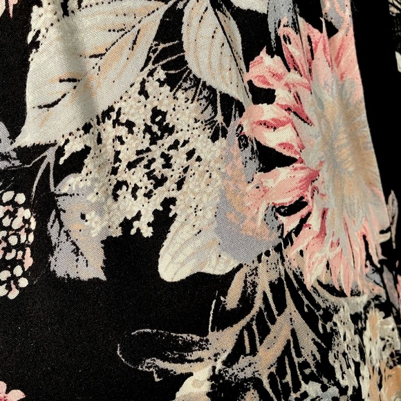 Vero Moda Long Floral Cardigan (with belt) - Picture 4 of 6